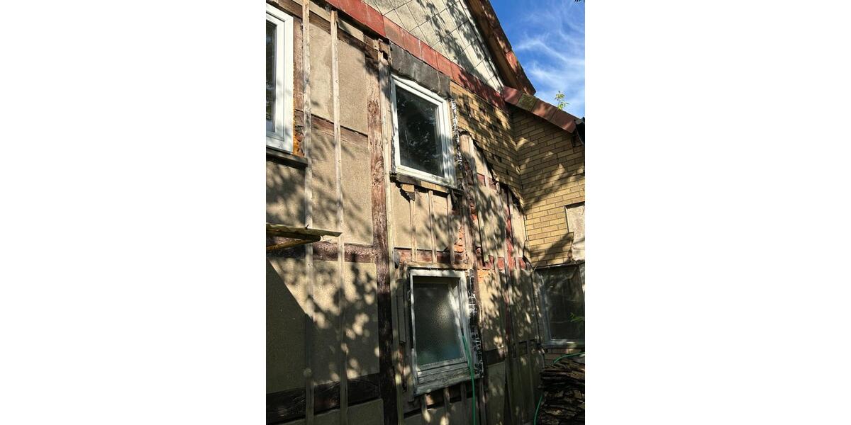 Einfamilienhaus Rinteln - 5 Zimmer, 187 m&sup2;, 65.000&euro; | Angebot:25854793
