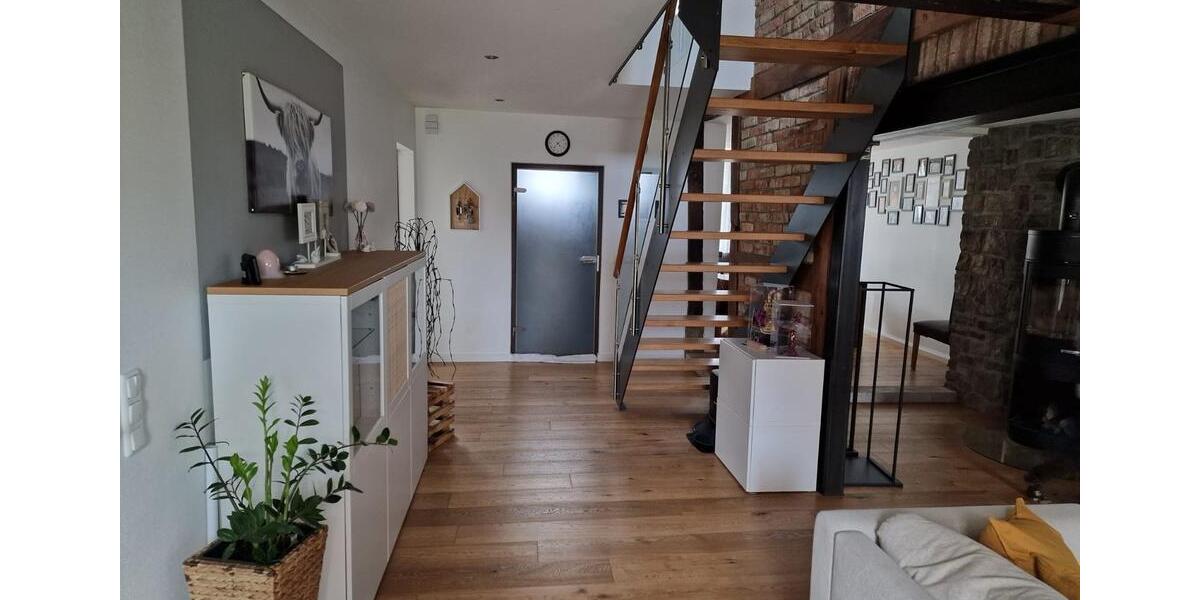 Einfamilienhaus Obernkirchen - 7 Zimmer, 144 m&sup2;, 270.000&euro; | Angebot:26626143