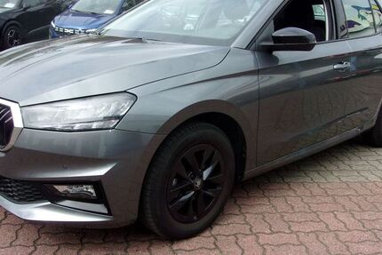 Skoda Fabia 15.000 km 17.990 &euro; Herford 32051