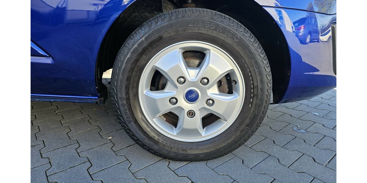 Ford Tourneo Custom 2.0 TDCI Titanium 8-Sitzer KAMERA 145.588 km 21.990 &euro; Löhne 32584