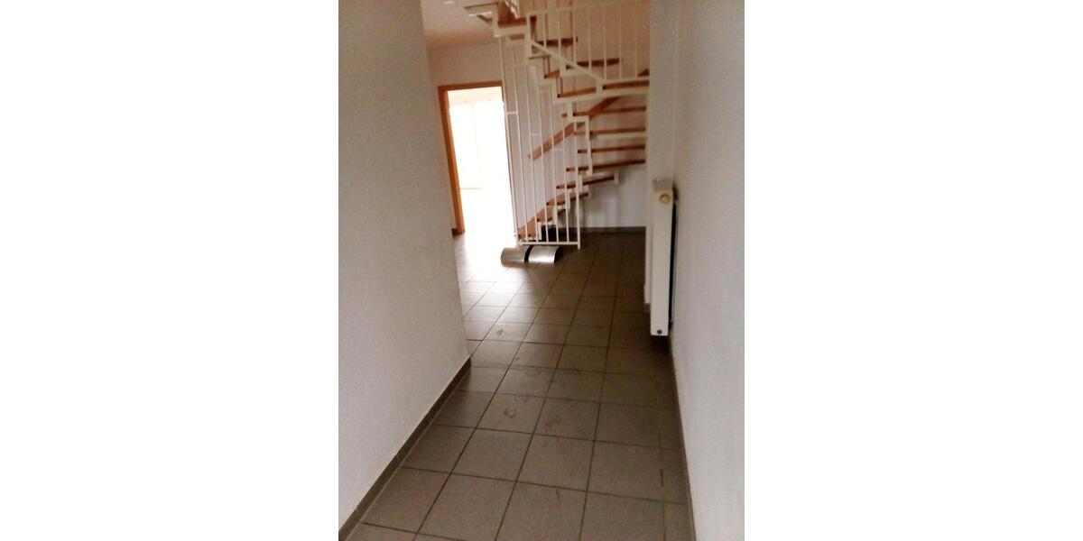 Maisonettenwohnung Petershagen - 3 Zimmer, 95 m&sup2;, 760&euro; | Angebot:25992740