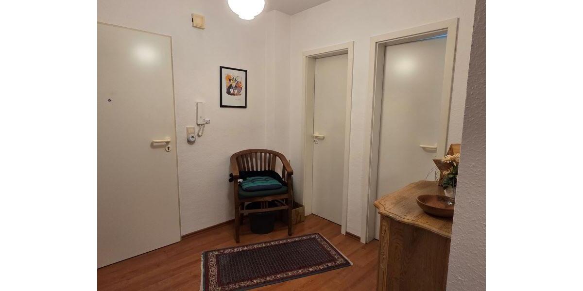 Erdgeschoßwohnung Bad Salzuflen - 3 Zimmer, 113 m&sup2;, 1.100&euro; | Angebot:26035181