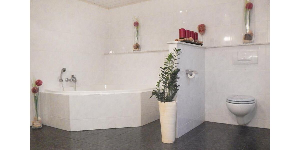 Mehrfamilienhaus, Wohnhaus Lemgo - 8 Zimmer, 215 m&sup2;, 459.000&euro; | Angebot:25882601