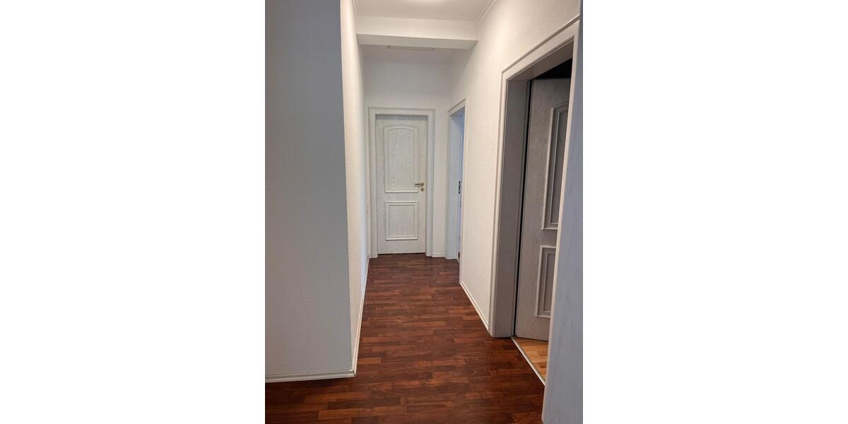 Etagenwohnung Bad Oeynhausen - 3 Zimmer, 108 m&sup2;, 900&euro; | Angebot:25839798