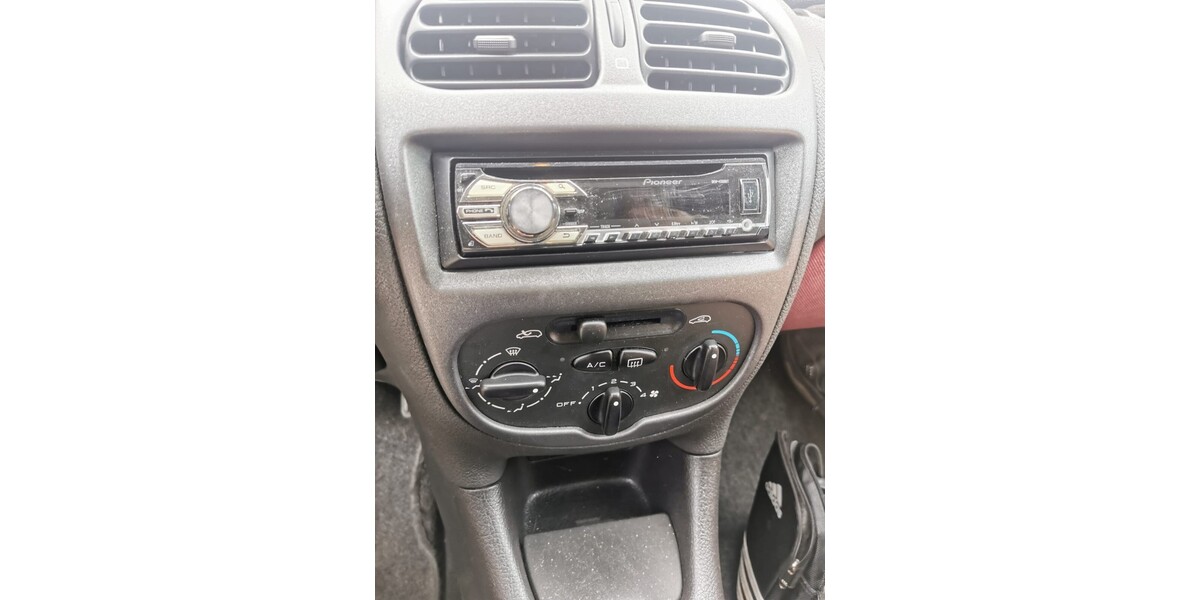 Peugeot 206 14.000 km 1.400 &euro; Herford 32052