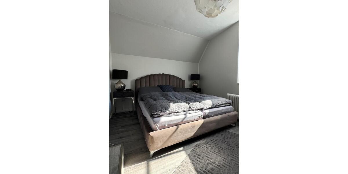 Etagenwohnung Rodenberg - 5 Zimmer, 180 m&sup2;, 343.000&euro; | Angebot:26264678