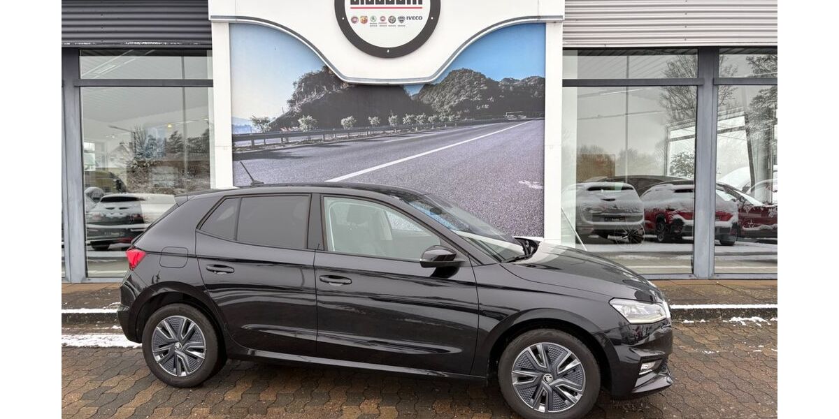 Skoda Fabia 9.304 km 22.991 &euro; Bad Oeynhausen 32549
