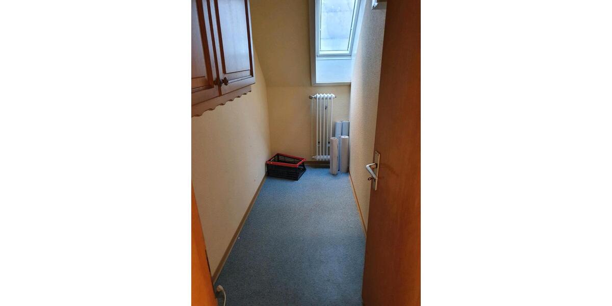 Dachgeschoßwohnung Obernkirchen - 3 Zimmer, 80 m&sup2;, 500&euro; | Angebot:25271062