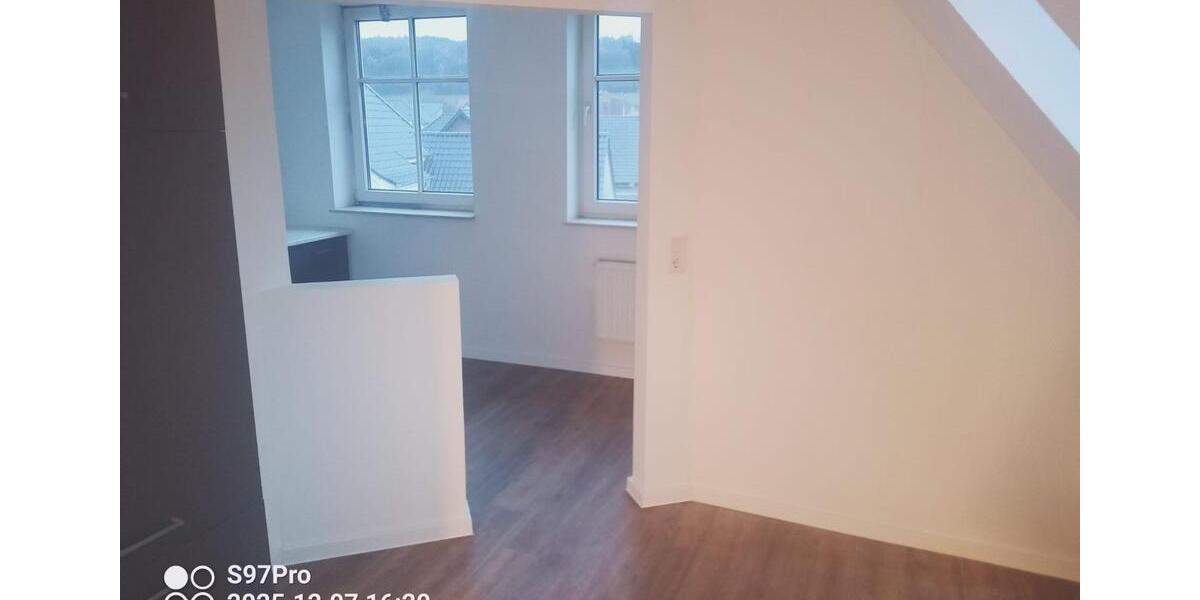Dachgeschoßwohnung Preußisch Oldendorf - 2 Zimmer, 76 m&sup2;, 650&euro; | Angebot:25064610