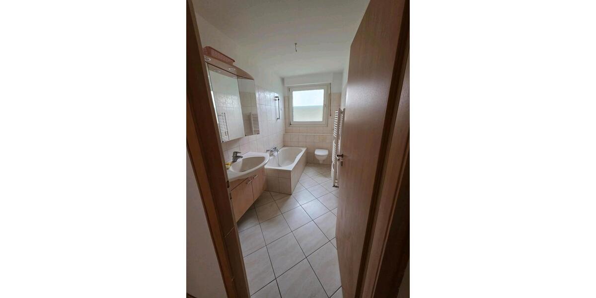 Erdgeschoßwohnung Lindhorst - 3 Zimmer, 73 m&sup2;, 650&euro; | Angebot:25779807