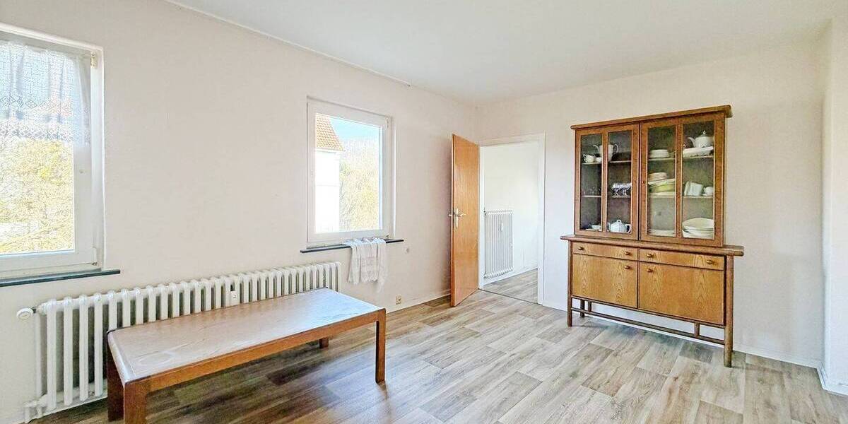 Mehrfamilienhaus, Wohnhaus Rinteln Deckbergen - 1 Zimmer, 300 m&sup2;, 275.000&euro; | Angebot:25929229