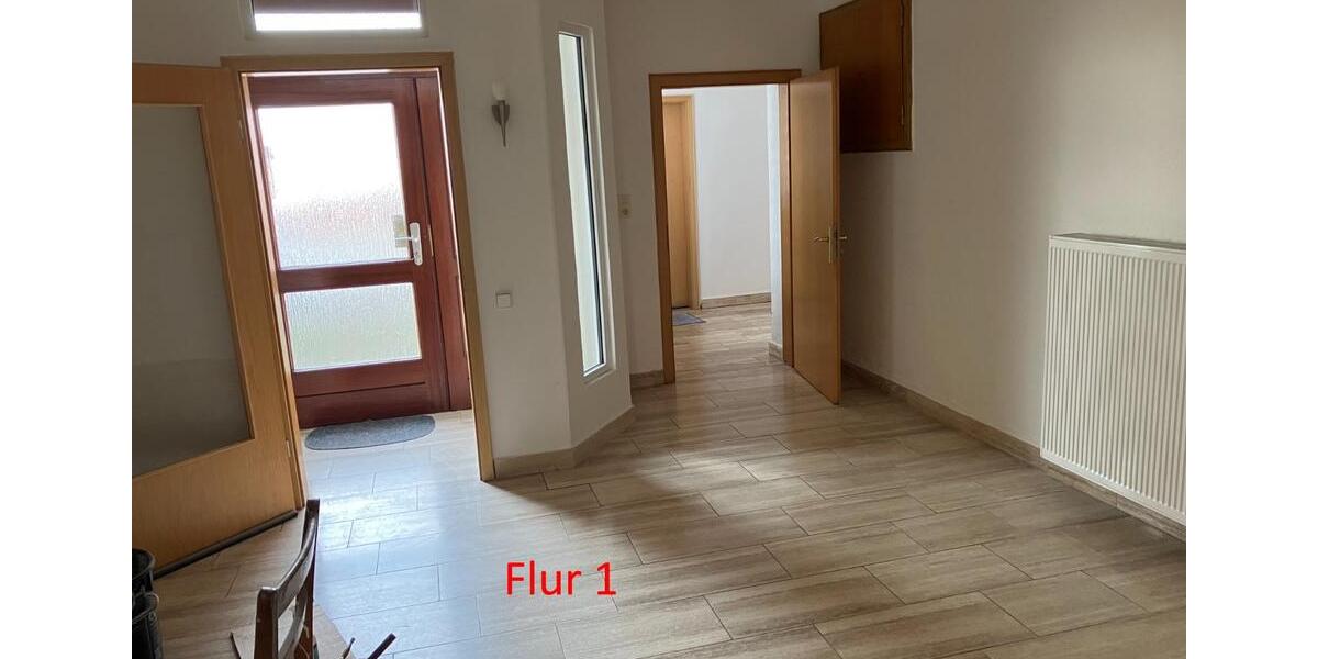 Etagenwohnung Beckedorf - 3 Zimmer, 125 m&sup2;, 700&euro; | Angebot:25297352