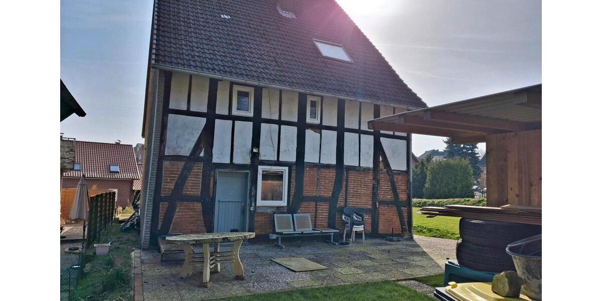 Einfamilienhaus Extertal - 6 Zimmer, 200 m&sup2;, 95.000&euro; | Angebot:25408054