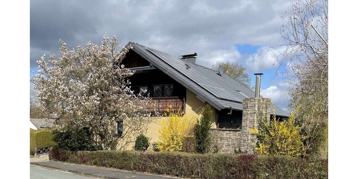 Einfamilienhaus Extertal - 8 Zimmer, 220 m&sup2;, 369.000&euro; | Angebot:24432631