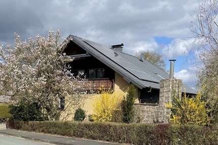 Haus Extertal - 8 Zimmer, 220 m&sup2;, 369.000&euro; | Angebot:24432631