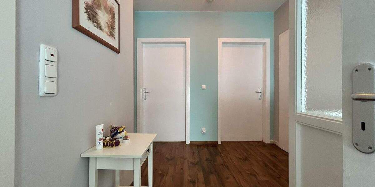 Einfamilienhaus Porta Westfalica Barkhausen - 7 Zimmer, 200 m&sup2;, 310.000&euro; | Angebot:25694902