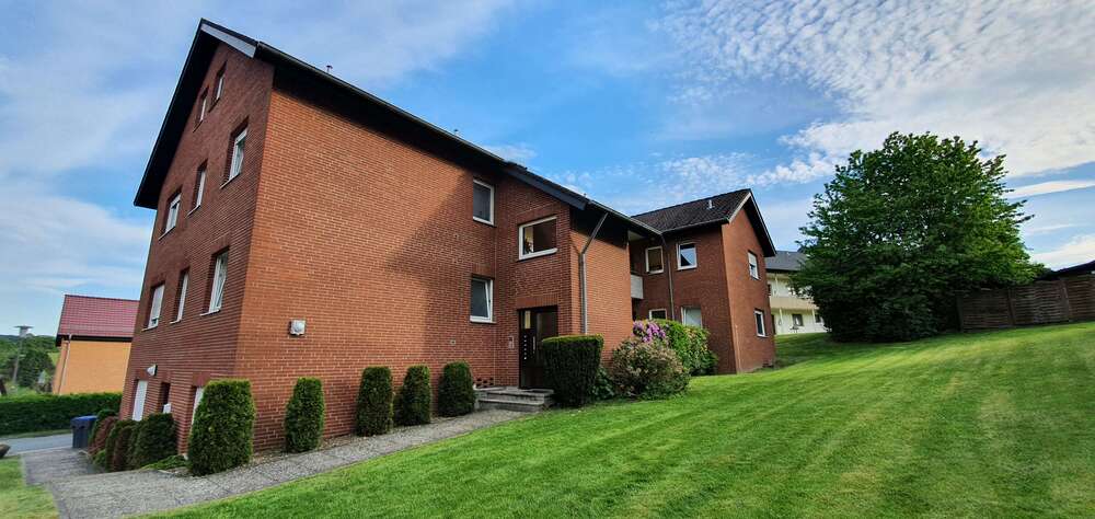 Einfamilienhaus Kalletal-Hohenhausen Hohenhausen - 14 Zimmer, 448 m&sup2;, 475.000&euro; | Angebot:23652860
