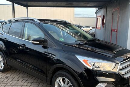 Ford Kuga 169.450 km 8.999 &euro; Enger 32130