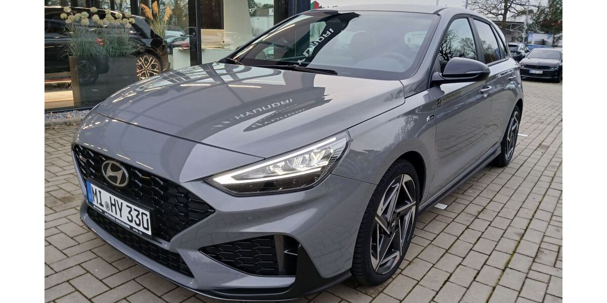 Hyundai i30 9.800 km 27.470 &euro; Espelkamp 32339