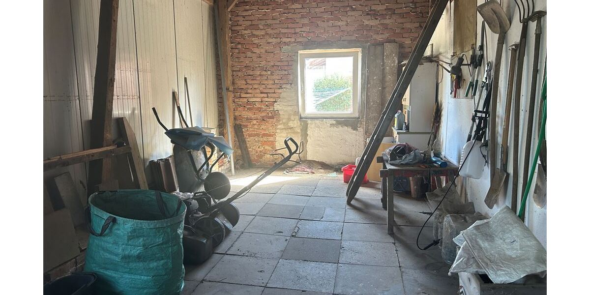 Gepflegte Immobilie mit großzügigen Nebenflächen, Garten und Ausbaureserve - Einfamilienhaus Uchte | Angebot:27323567