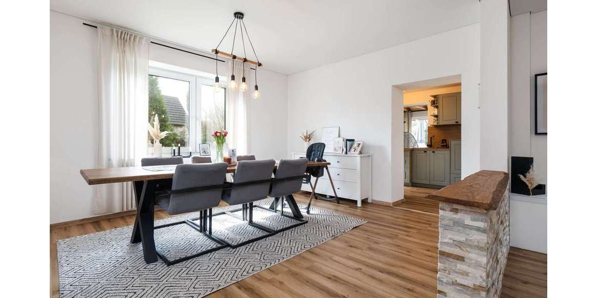 Einfamilienhaus Hüllhorst / Tengern Tengern - 9 Zimmer, 214 m&sup2;, 299.000&euro; | Angebot:26075118