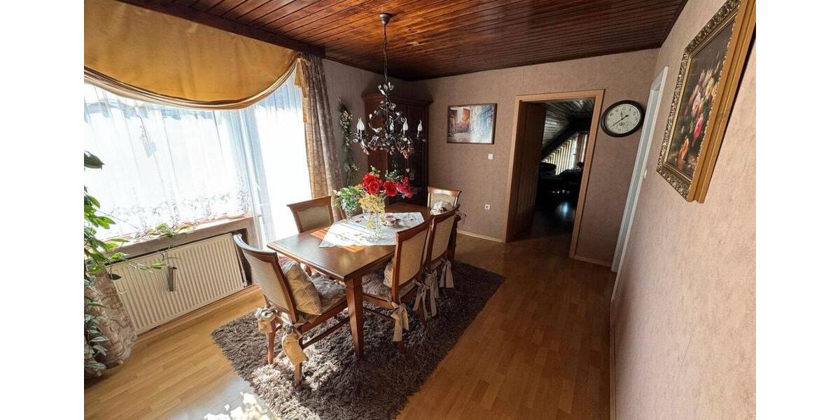 Doppelhaushälfte Extertal - 7 Zimmer, 190 m&sup2;, 199.000&euro; | Angebot:24848286