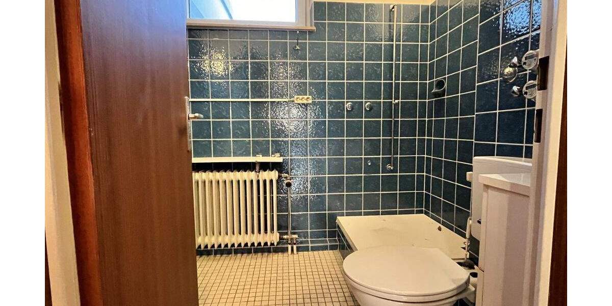 Etagenwohnung Bad Salzuflen-Innenstadt Innenstadt - 4 Zimmer, 110 m&sup2;, 195.000&euro; | Angebot:25818841