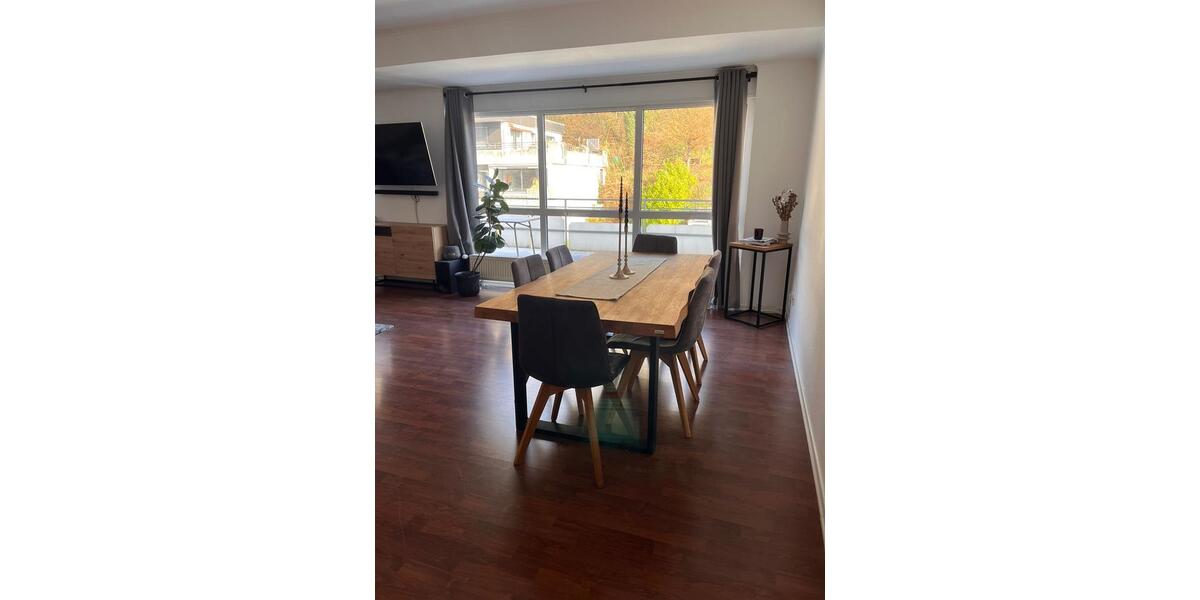 Etagenwohnung Bad Oeynhausen - 3 Zimmer, 108 m&sup2;, 900&euro; | Angebot:25839798
