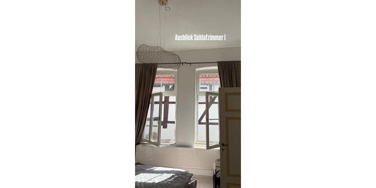 Etagenwohnung Lemgo - 3 Zimmer, 130 m&sup2;, 1.350&euro; | Angebot:25907501