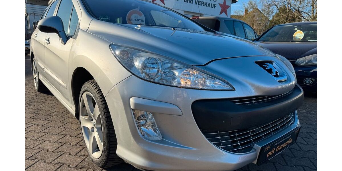 Peugeot 308 122.000 km 5.999 &euro; Löhne 32584