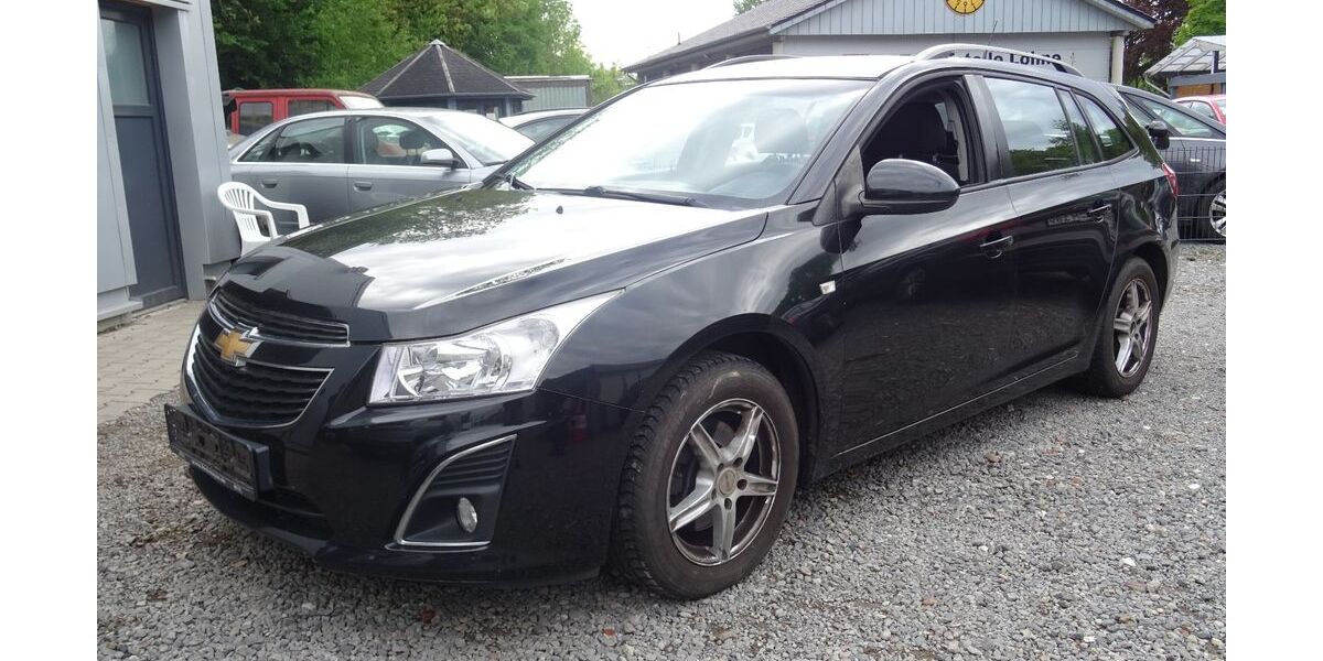 Chevrolet Cruze 230.000 km 1.190 &euro; Löhne 32584