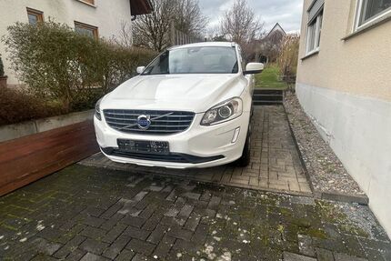 Volvo XC60 142.390 km 18.499 &euro; Kalletal 32689