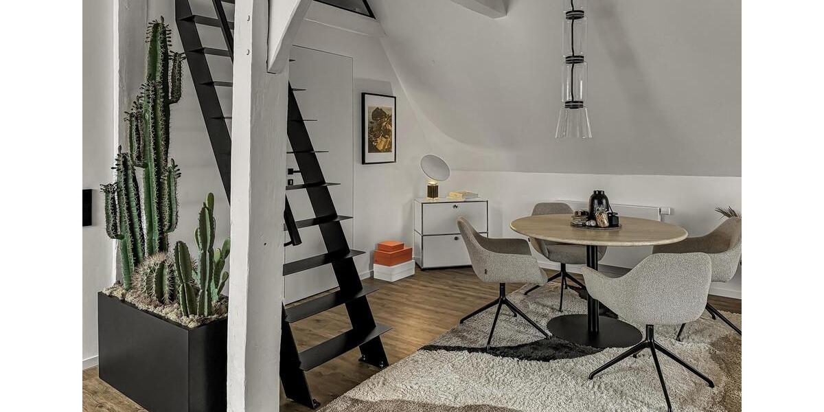 Dachgeschoßwohnung Lemgo - 2 Zimmer, 85 m&sup2;, 900&euro; | Angebot:26579037