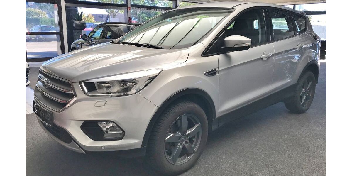 Ford Kuga 73.000 km 12.990 &euro; Minden 32425