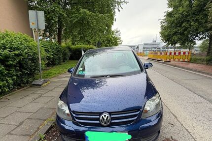 VW Golf Plus 195.900 km 3.300 &euro; Löhne 32584