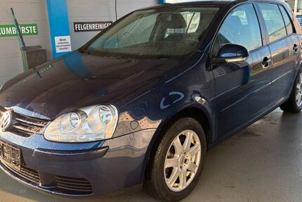 VW Golf 132.000 km 4.750 &euro; Porta Westfalica 32457