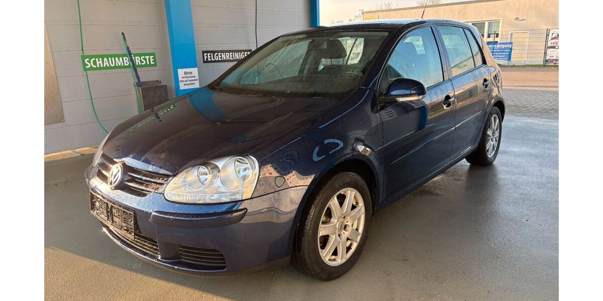 VW Golf 132.000 km 4.800 &euro; Porta Westfalica 32457