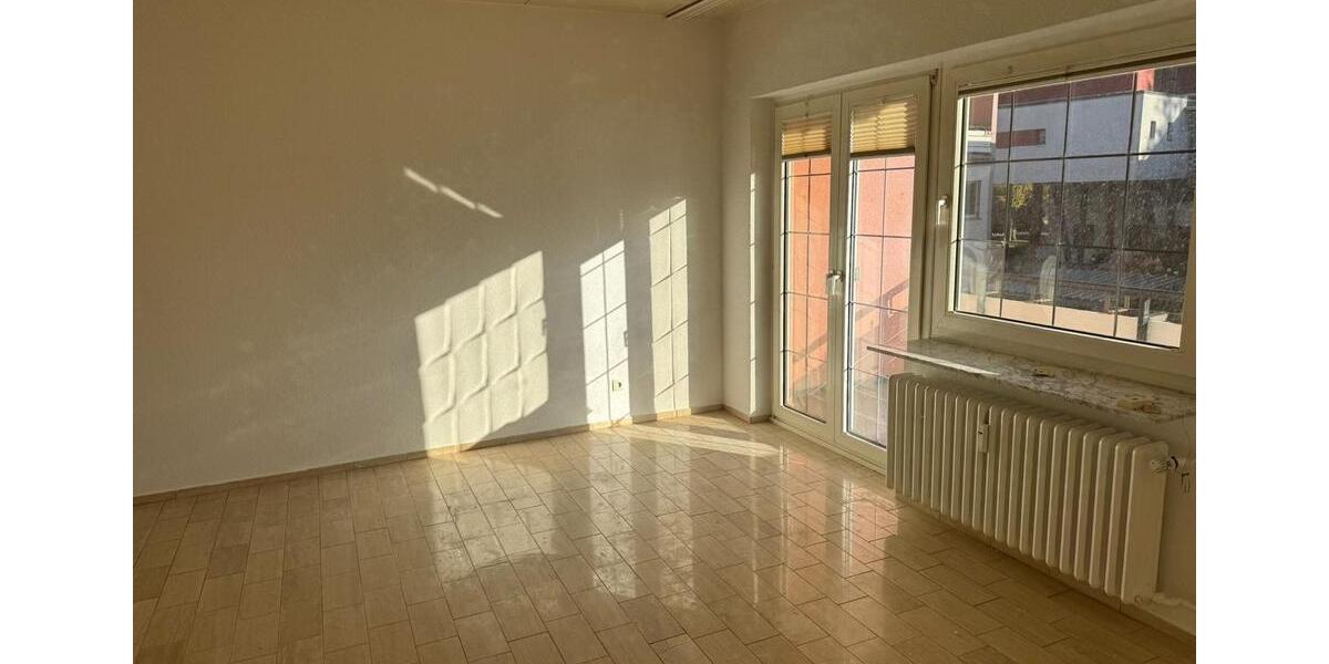 Etagenwohnung Minden Kuhlenkamp - 4.5 Zimmer, 112 m&sup2;, 1.110&euro; | Angebot:26051268