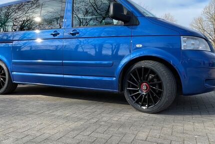 VW T5 Multivan 213.500 km 17.800 &euro; Hille 32479