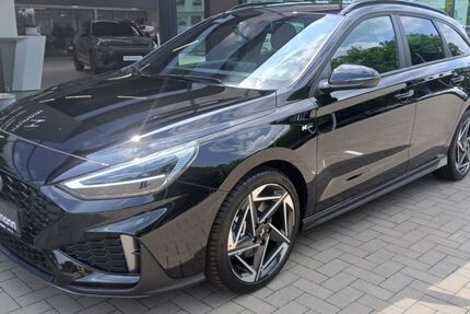 Hyundai i30 1.500 km 29.490 &euro; Espelkamp 32339