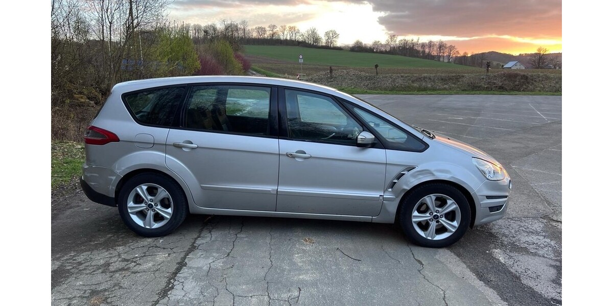 Ford S-Max 286.000 km 2.980 &euro; Extertal 32699