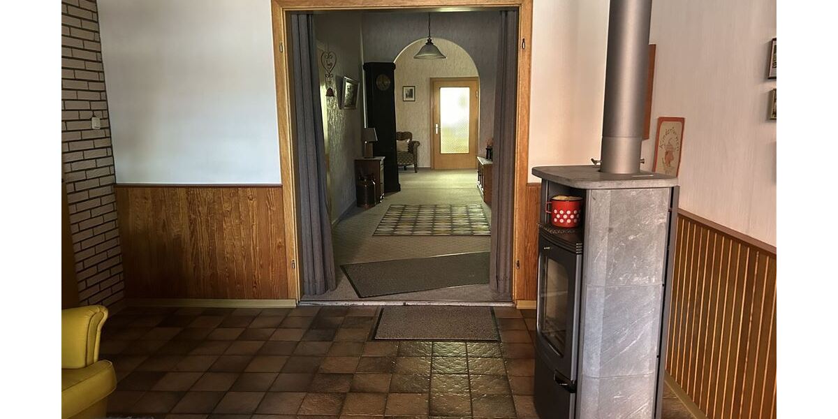 Charmanter Resthof mit Nebengebäuden und viel Platz für Tierhaltung - Gewerbeobjekt Stolzenau | Angebot:26216291