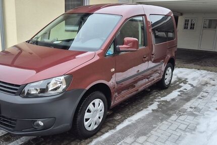VW Caddy 108.216 km 15.900 &euro; Bad Oeynhausen 32547