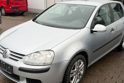 VW Golf 174.000 km 2.500 &euro; Löhne Mennighüffen 32584