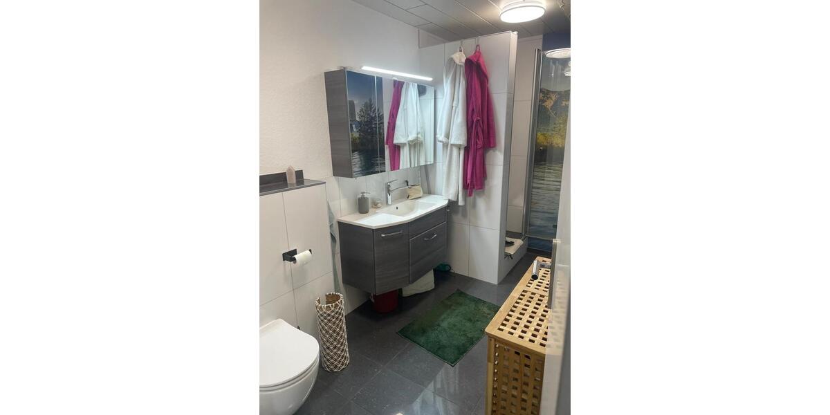 Erdgeschoßwohnung Vlotho - 3 Zimmer, 85 m&sup2;, 667&euro; | Angebot:25832701