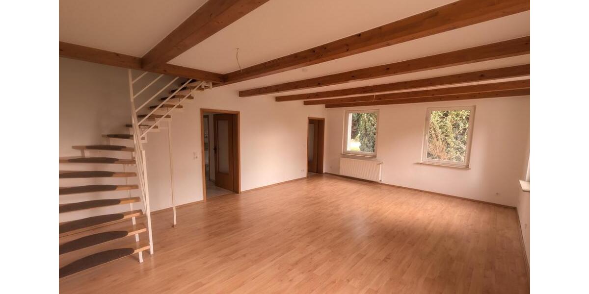 Einfamilienhaus Porta Westfalica - 4 Zimmer, 100 m&sup2;, 1.000&euro; | Angebot:25755306