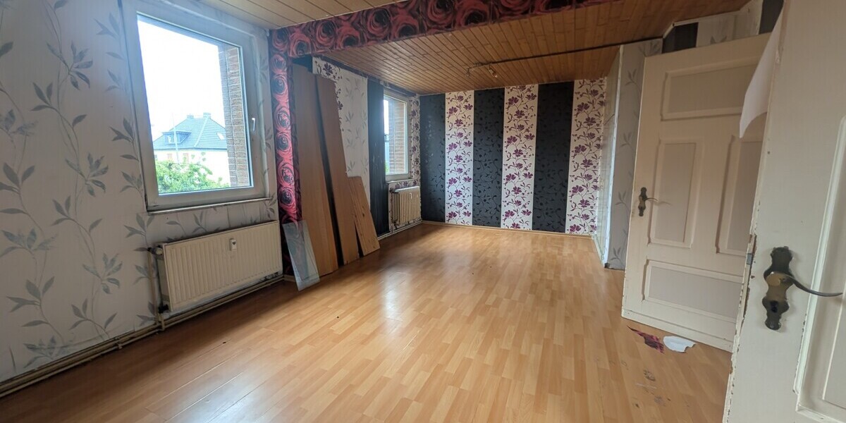 Löhne-Gohfeld — bezugsfreies Anlageobjekt mit Entwicklungspotenzial - Mehrfamilienhaus, Wohnhaus Löhne / Besebruch Besebruch | Angebot:26630199