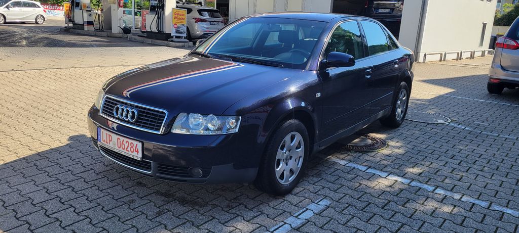 Audi A4 139.500 km 5.990 &euro; Lemgo / Brüntorf 32657