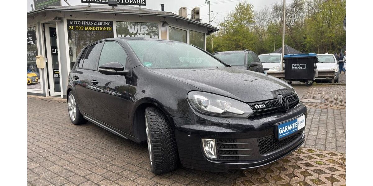 VW Golf 194.000 km 9.890 &euro; Löhne 32584