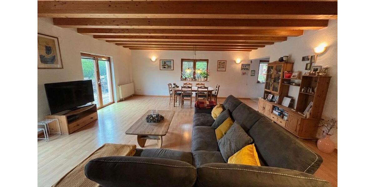 Einfamilienhaus Extertal - 9 Zimmer, 282 m&sup2;, 379.000&euro; | Angebot:25922924